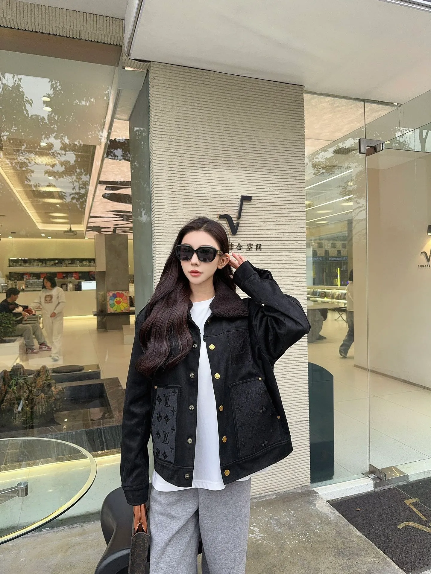 Model picture